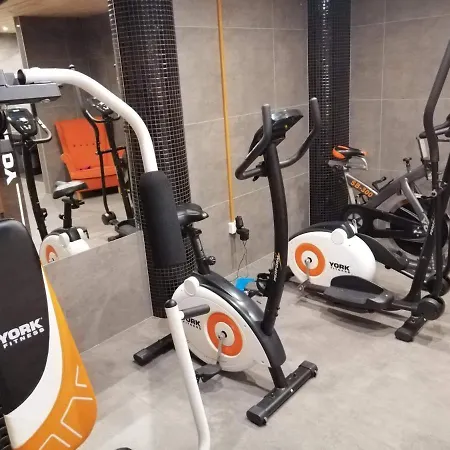 Tatrzanski Swit 40m2 Z Tarasem-20m2, Garazem Podziemnym, Grota Solna דירה