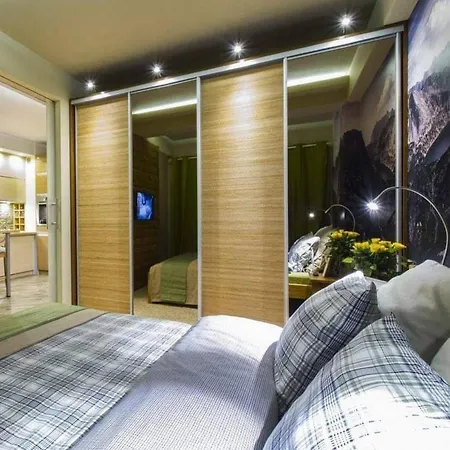 Tatrzanski Swit 40m2 Z Tarasem-20m2, Garazem Podziemnym, Grota Solna Apartmán *