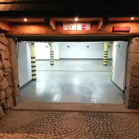 Tatrzanski Swit 40m2 Z Tarasem-20m2, Garazem Podziemnym, Grota Solna *
